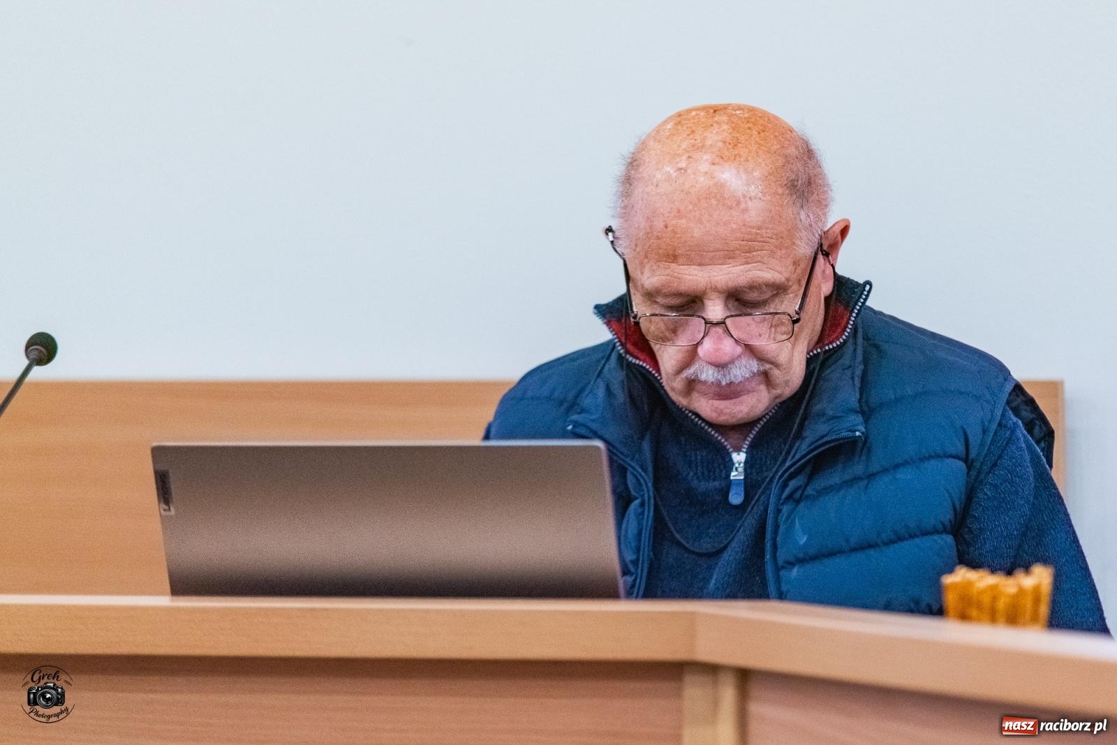 Zdjęcie w galerii na portalu naszraciborz.pl: Zagrożenie kaskadowe w Raciborzu? Mieszkanka alarmuje, urząd odpowiada wiadomości z regionu
