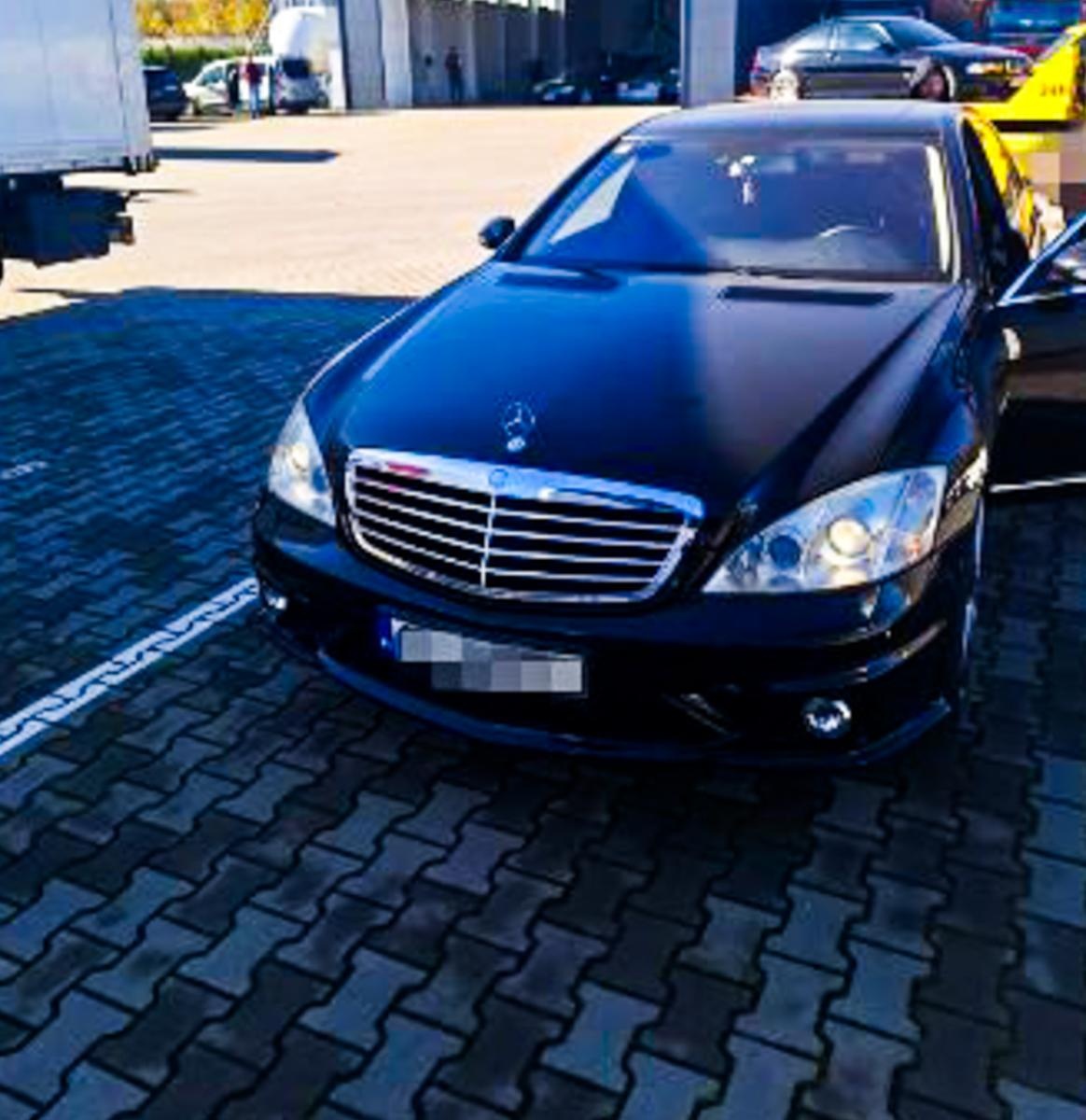 Zdjęcie w galerii na portalu naszraciborz.pl: 11 luksusowych samochodów zabezpieczonych przez śląską policję w sprawie ZondaCrypto. Auta warte blisko 4 mln zł wiadomości z regionu