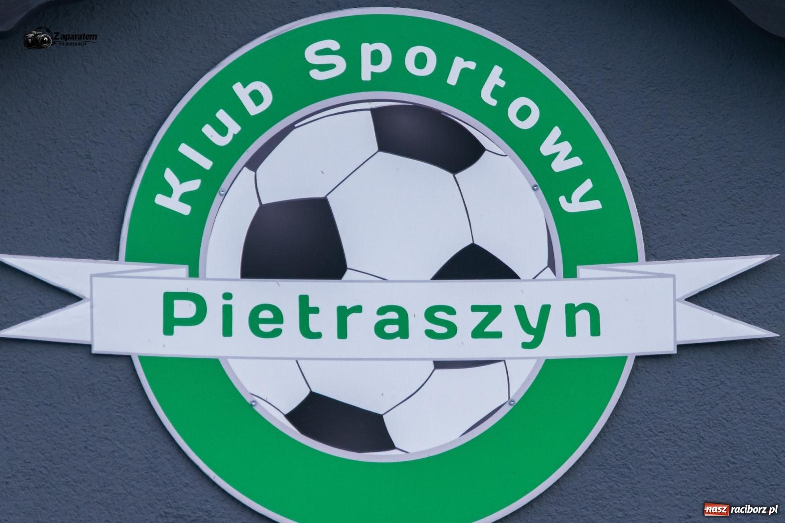Zdjęcie w galerii na portalu naszraciborz.pl: Pietraszyn zgubił punkty z ostatnią drużyną w tabeli. Naprzód Krzyżkowice sprawił niespodziankę [FOTO] wiadomości z regionu