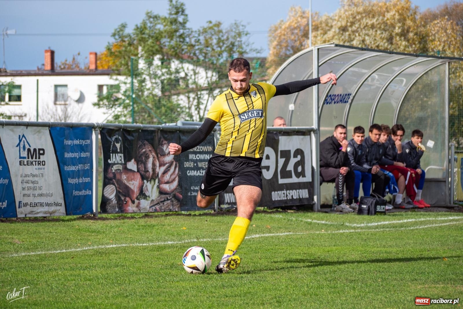 Zdjęcie w galerii na portalu naszraciborz.pl: Sześć goli przy Sportowej. Lubomia nie miała litości dla Nędzy [FOTO] wiadomości z regionu