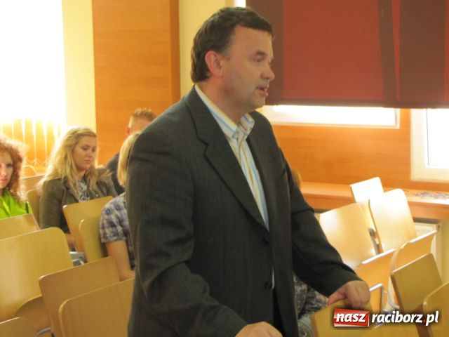 Zdjęcie w galerii na portalu naszraciborz.pl: Święty Mikołaj i policjant w jednym wiadomości z regionu