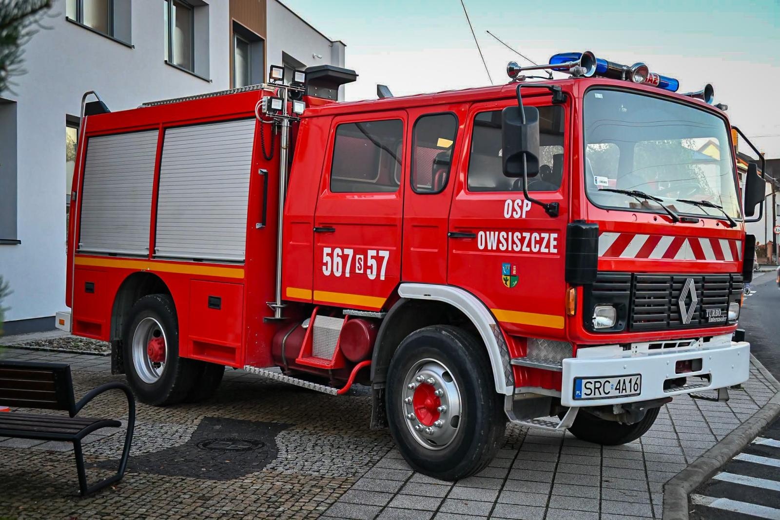 Zdjęcie w galerii na portalu naszraciborz.pl: Samochód strażacki z Owsiszcz trafił do Mielnicy Podolskiej na Ukrainie wiadomości z regionu