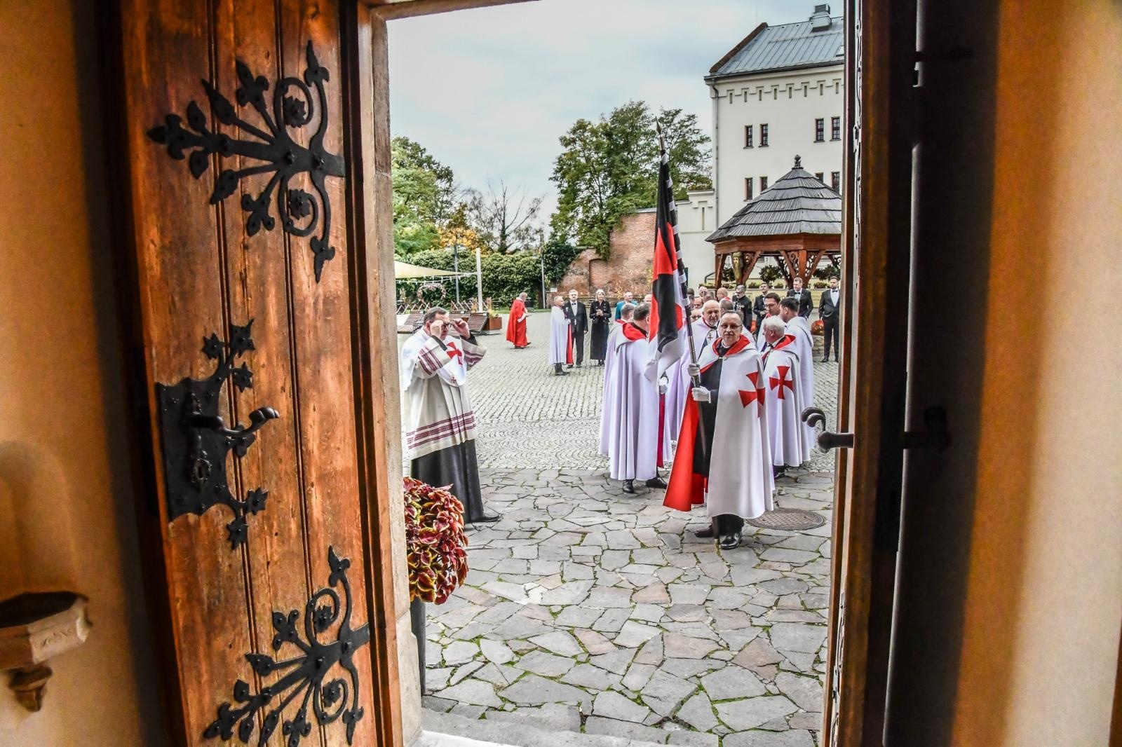 Zdjęcie w galerii na portalu naszraciborz.pl: 800 lat templariuszy w Polsce. Jubileuszowy konwent w Raciborzu i Rudach [FOTO i WIDEO] wiadomości z regionu