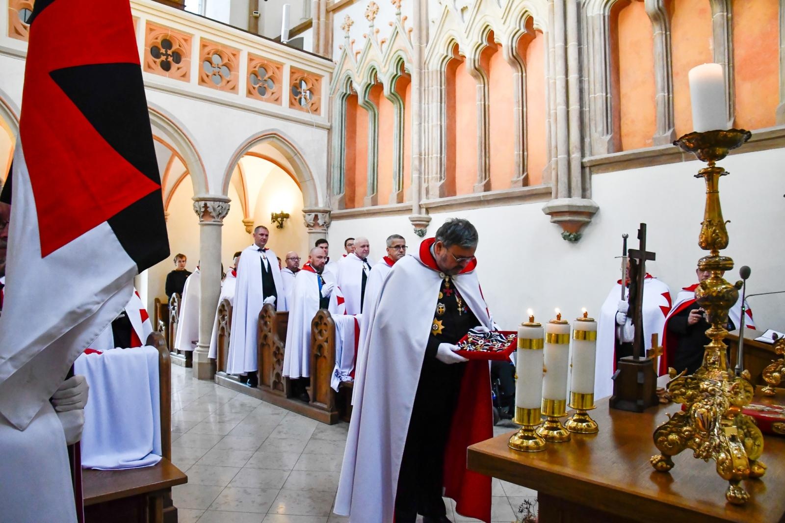 Zdjęcie w galerii na portalu naszraciborz.pl: 800 lat templariuszy w Polsce. Jubileuszowy konwent w Raciborzu i Rudach [FOTO i WIDEO] wiadomości z regionu