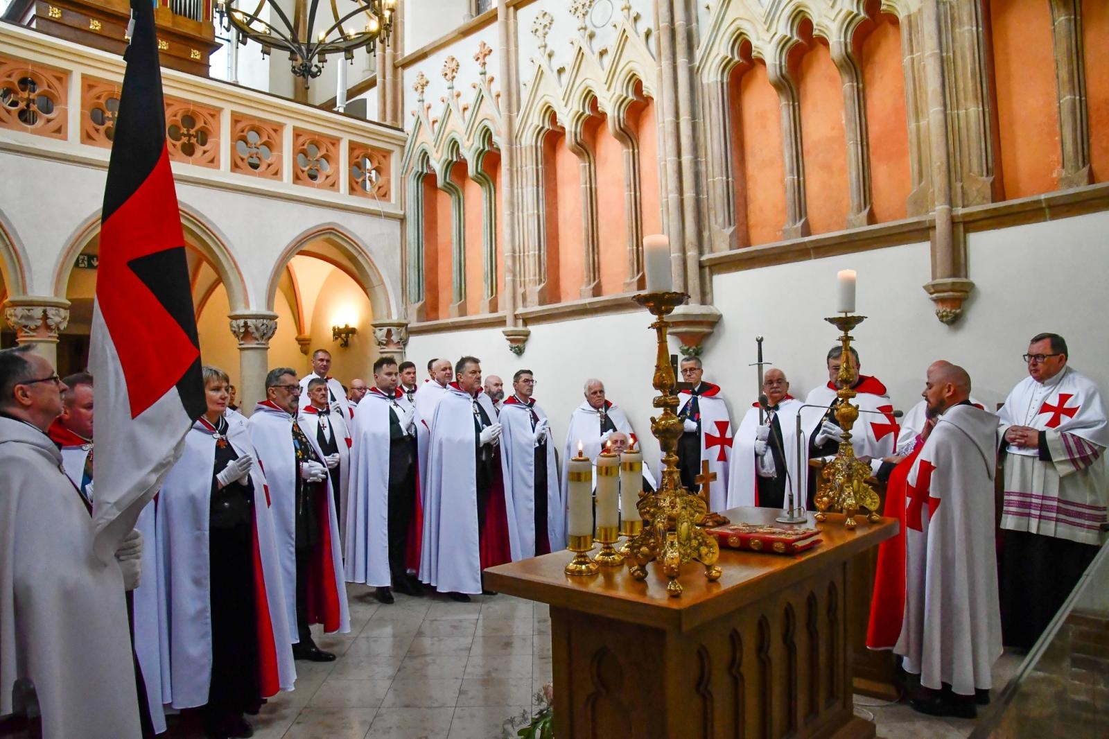 Zdjęcie w galerii na portalu naszraciborz.pl: 800 lat templariuszy w Polsce. Jubileuszowy konwent w Raciborzu i Rudach [FOTO i WIDEO] wiadomości z regionu