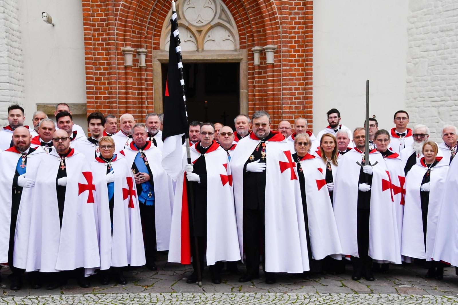 Zdjęcie w galerii na portalu naszraciborz.pl: 800 lat templariuszy w Polsce. Jubileuszowy konwent w Raciborzu i Rudach [FOTO i WIDEO] wiadomości z regionu
