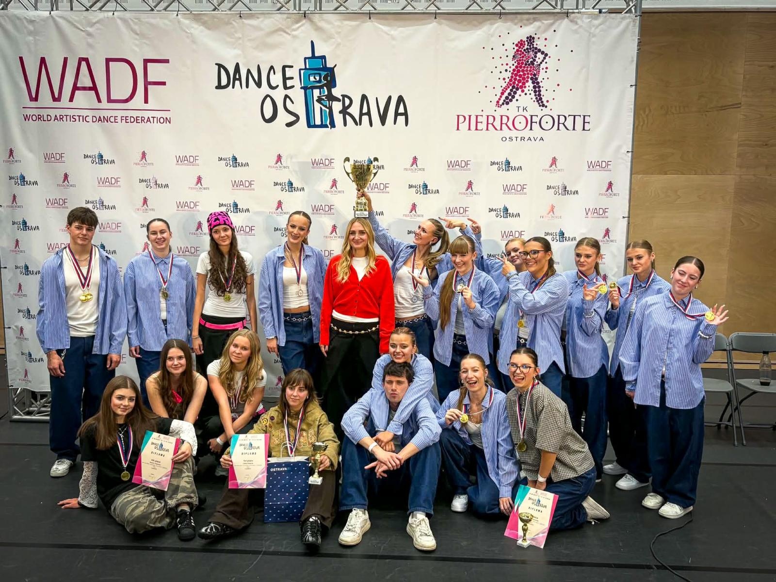 Zdjęcie w galerii na portalu naszraciborz.pl: Skaza zdominowała DANCE OSTRAVA. Puchar Świata i medale Mistrzostw Świata dla tancerzy z Raciborza wiadomości z regionu