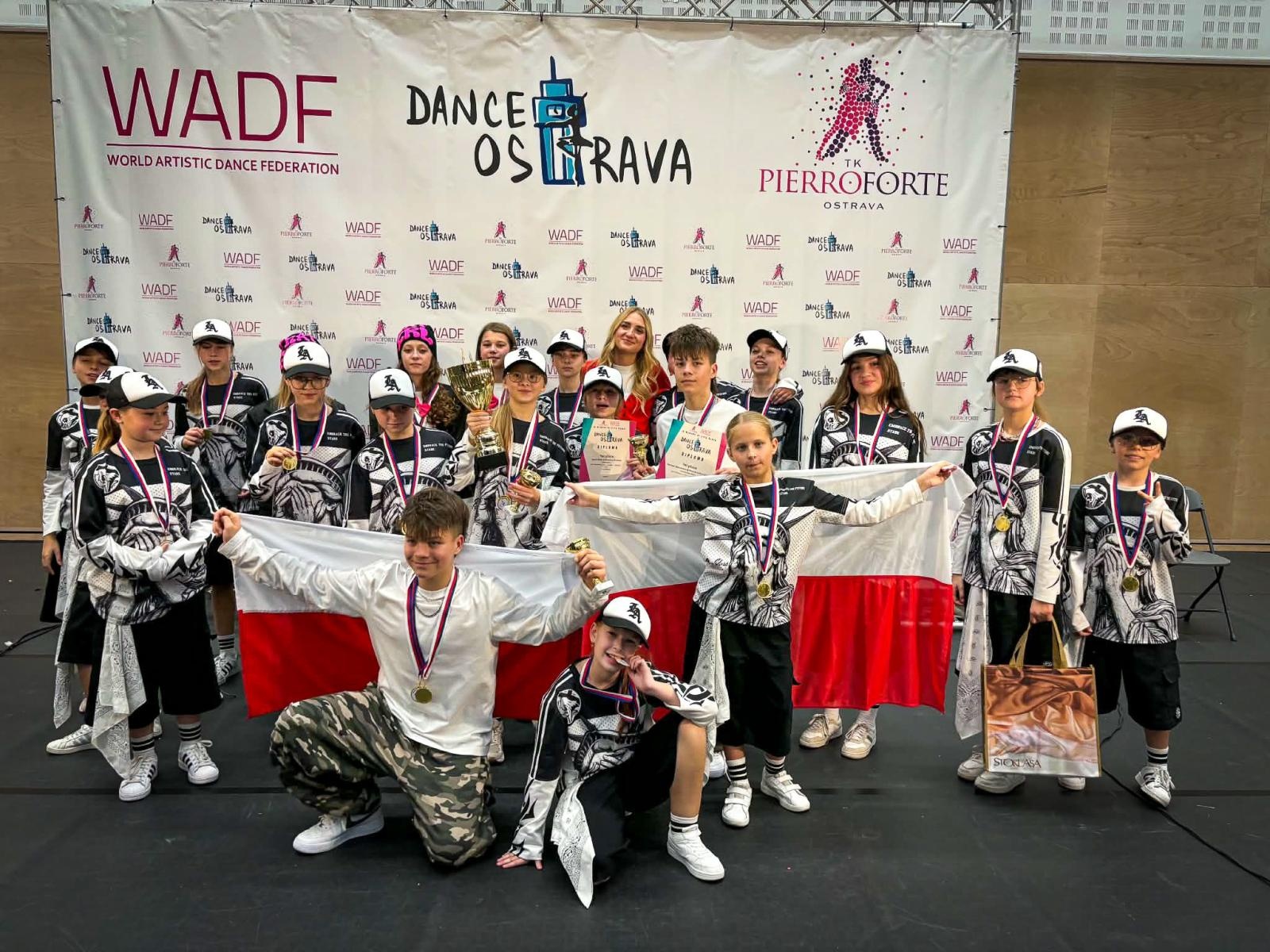 Zdjęcie w galerii na portalu naszraciborz.pl: Skaza zdominowała DANCE OSTRAVA. Puchar Świata i medale Mistrzostw Świata dla tancerzy z Raciborza wiadomości z regionu
