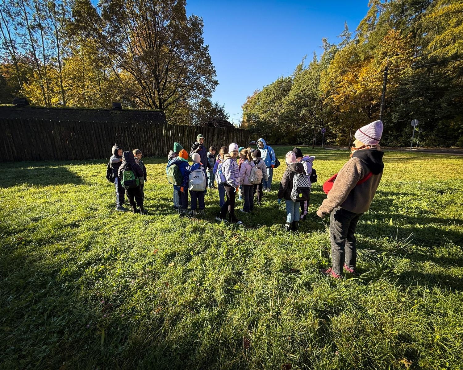 Zdjęcie w galerii na portalu naszraciborz.pl: 5000 krokusów wyrośnie na wiosnę w Arboretum Bramy Morawskiej w Raciborzu wiadomości z regionu