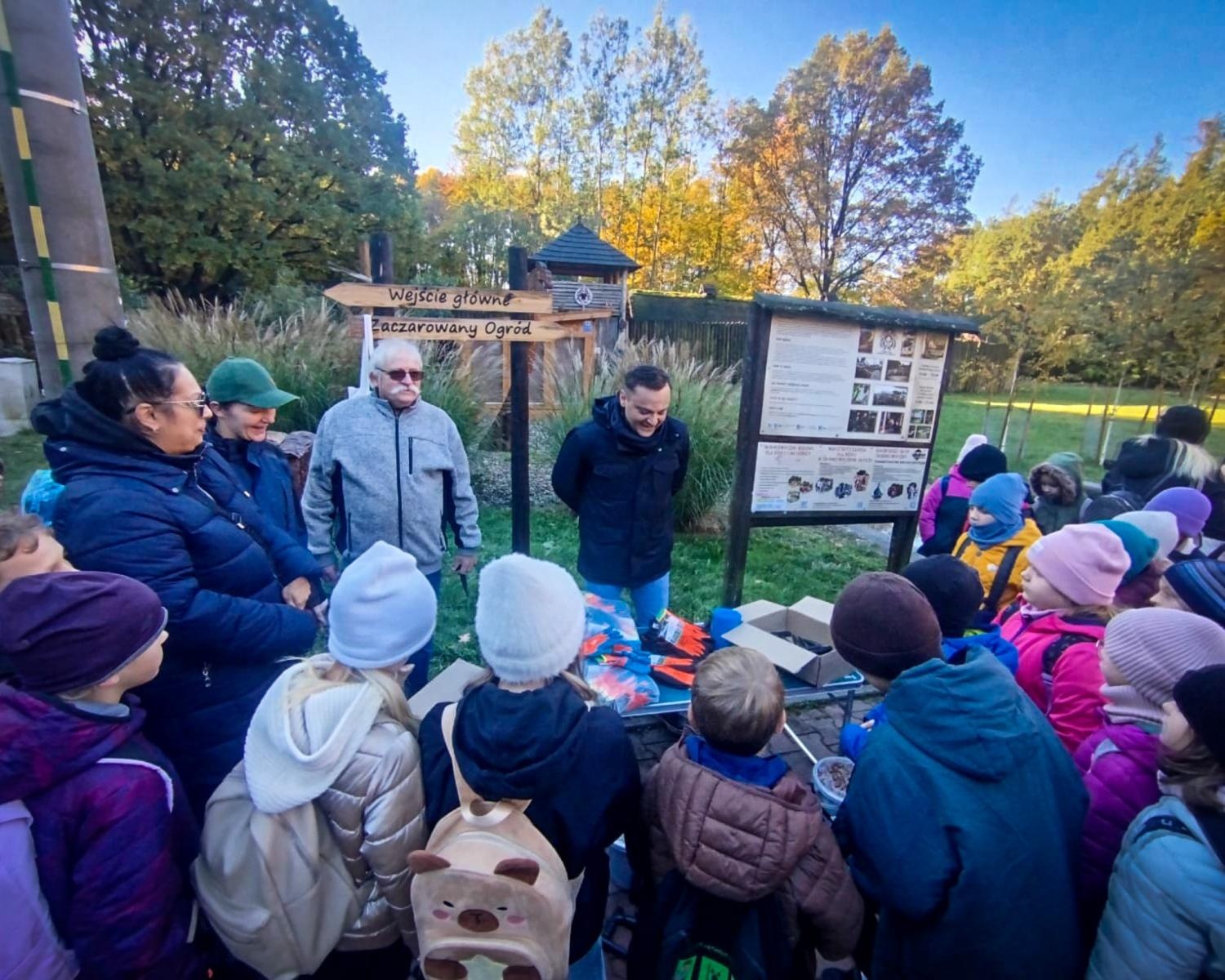Zdjęcie w galerii na portalu naszraciborz.pl: 5000 krokusów wyrośnie na wiosnę w Arboretum Bramy Morawskiej w Raciborzu wiadomości z regionu