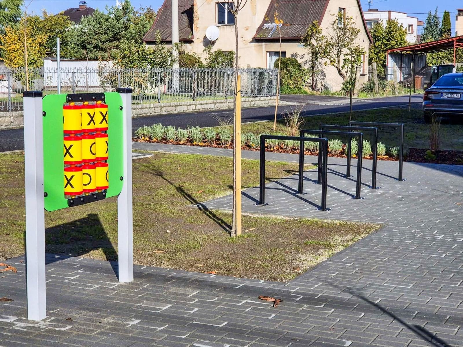 Zdjęcie w galerii na portalu naszraciborz.pl: Nowe zagospodarowanie przestrzeni publicznej w Bojanowie. Inwestycja za ponad 97 tys. zł wiadomości z regionu