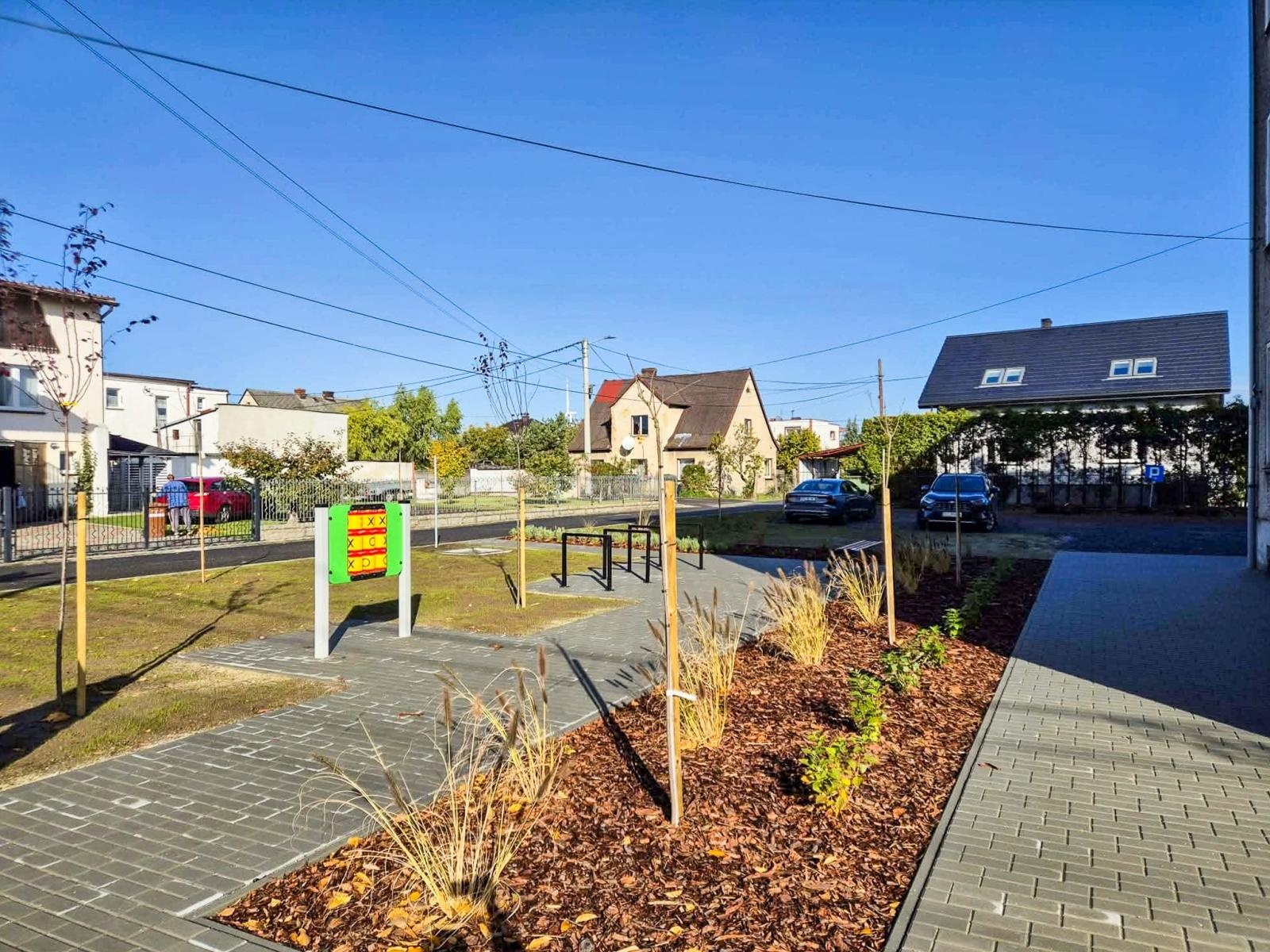 Zdjęcie w galerii na portalu naszraciborz.pl: Nowe zagospodarowanie przestrzeni publicznej w Bojanowie. Inwestycja za ponad 97 tys. zł wiadomości z regionu