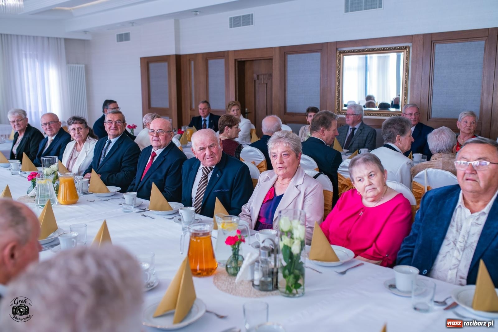 Zdjęcie w galerii na portalu naszraciborz.pl: Zakochać się, to nie sztuka. Sztuką jest wytrwać w tej miłości. Jubileusze małżeńskie w Krzanowicach [FOTO] wiadomości z regionu