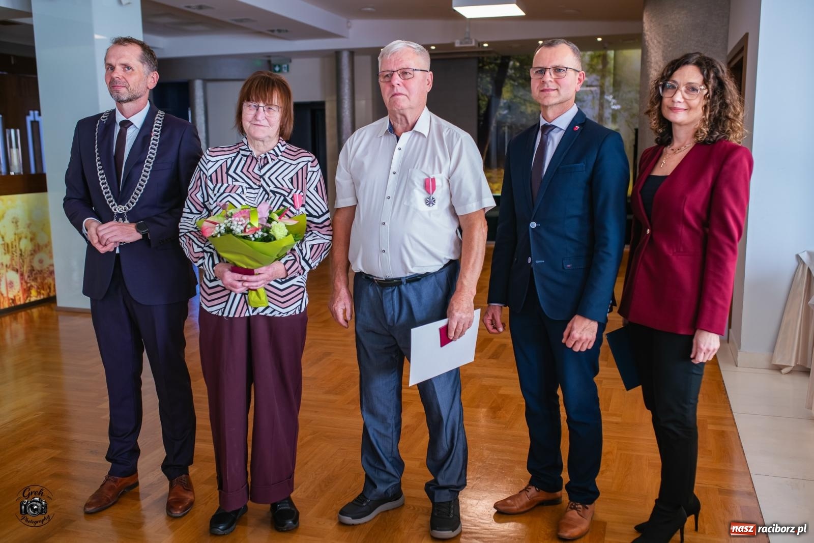 Zdjęcie w galerii na portalu naszraciborz.pl: Zakochać się, to nie sztuka. Sztuką jest wytrwać w tej miłości. Jubileusze małżeńskie w Krzanowicach [FOTO] wiadomości z regionu