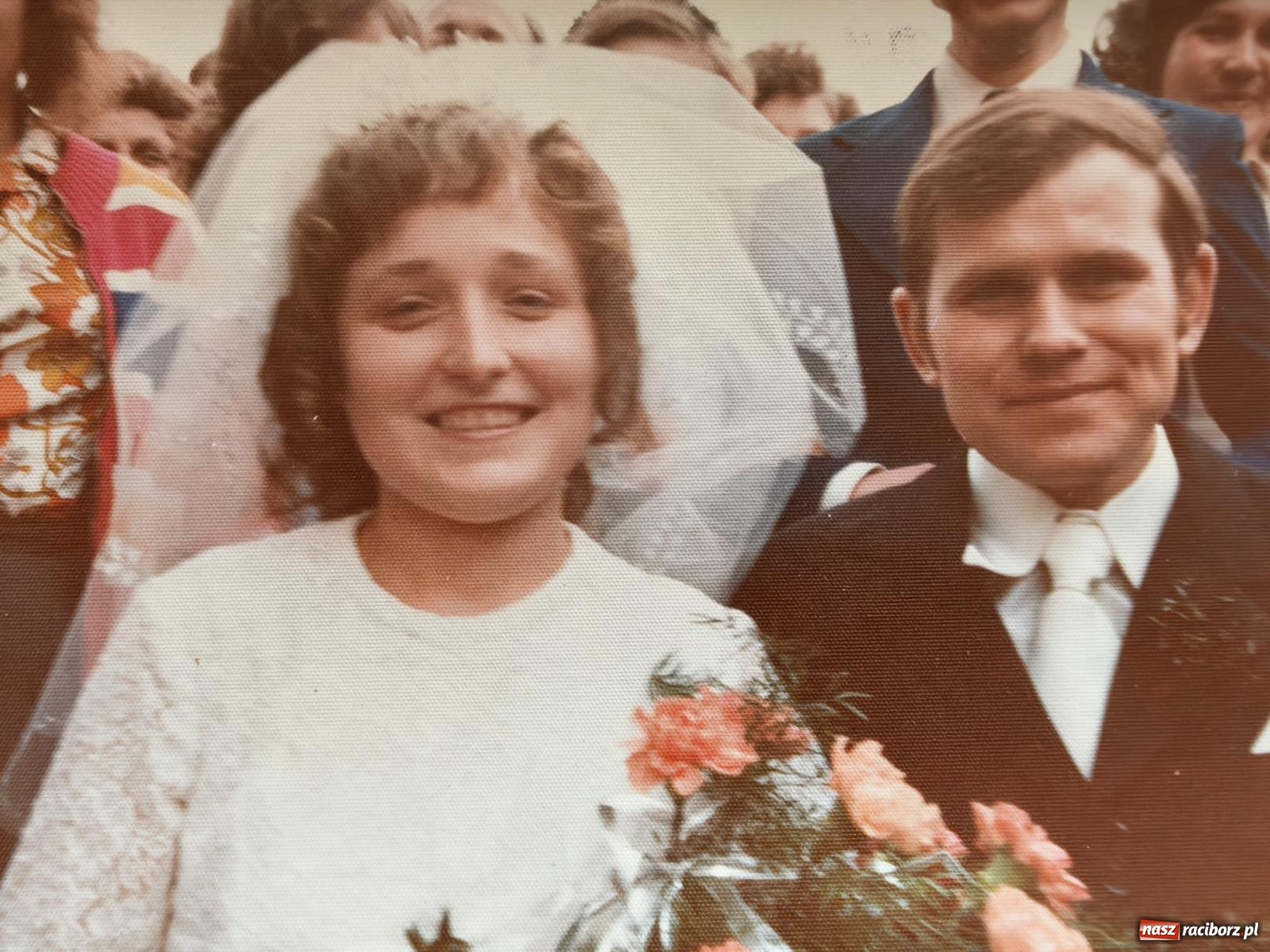 Zdjęcie w galerii na portalu naszraciborz.pl: Zakochać się, to nie sztuka. Sztuką jest wytrwać w tej miłości. Jubileusze małżeńskie w Krzanowicach [FOTO] wiadomości z regionu