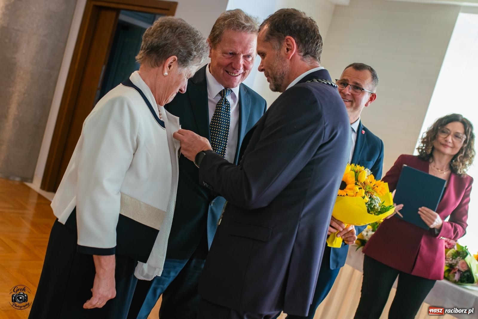 Zdjęcie w galerii na portalu naszraciborz.pl: Zakochać się, to nie sztuka. Sztuką jest wytrwać w tej miłości. Jubileusze małżeńskie w Krzanowicach [FOTO] wiadomości z regionu