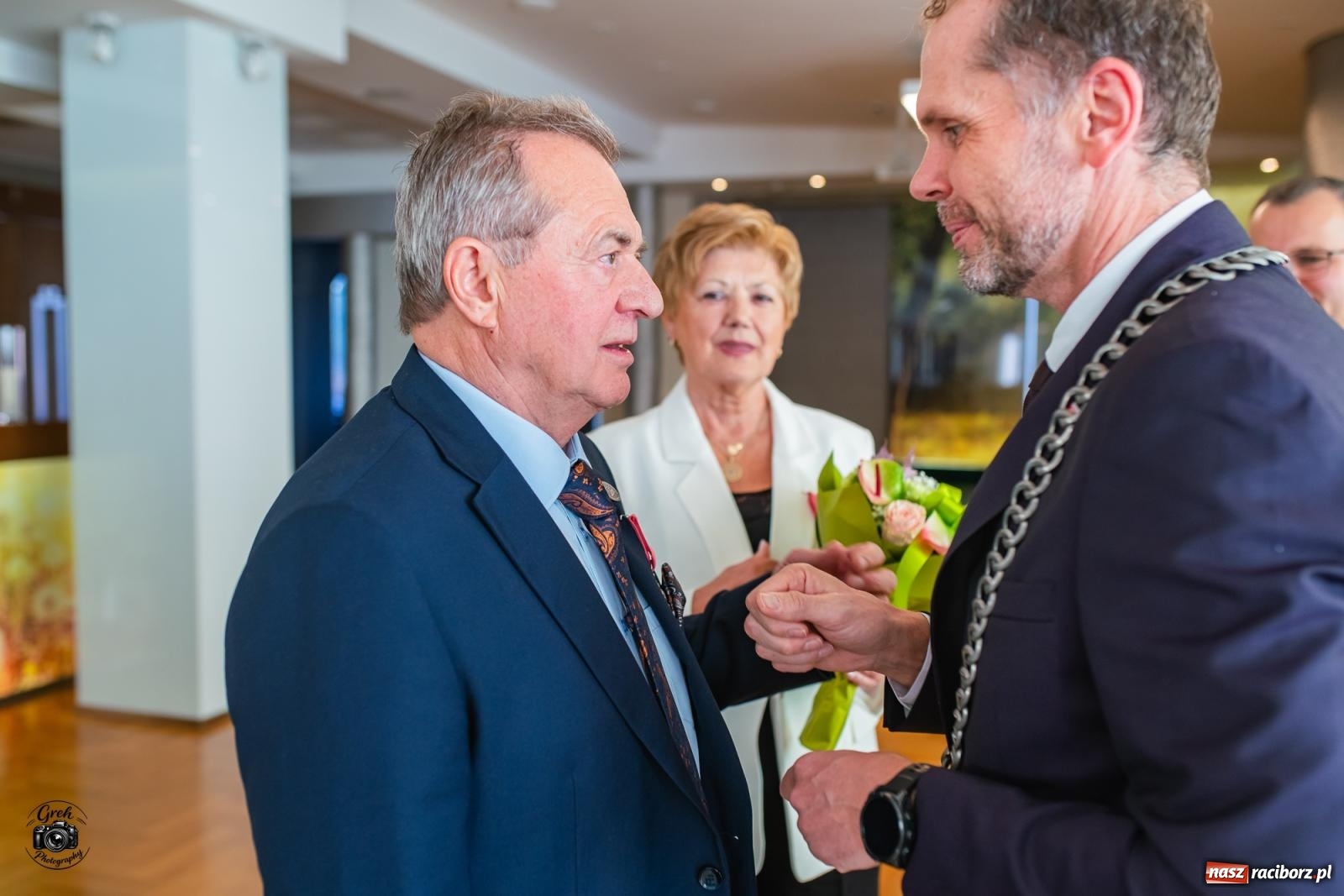 Zdjęcie w galerii na portalu naszraciborz.pl: Zakochać się, to nie sztuka. Sztuką jest wytrwać w tej miłości. Jubileusze małżeńskie w Krzanowicach [FOTO] wiadomości z regionu