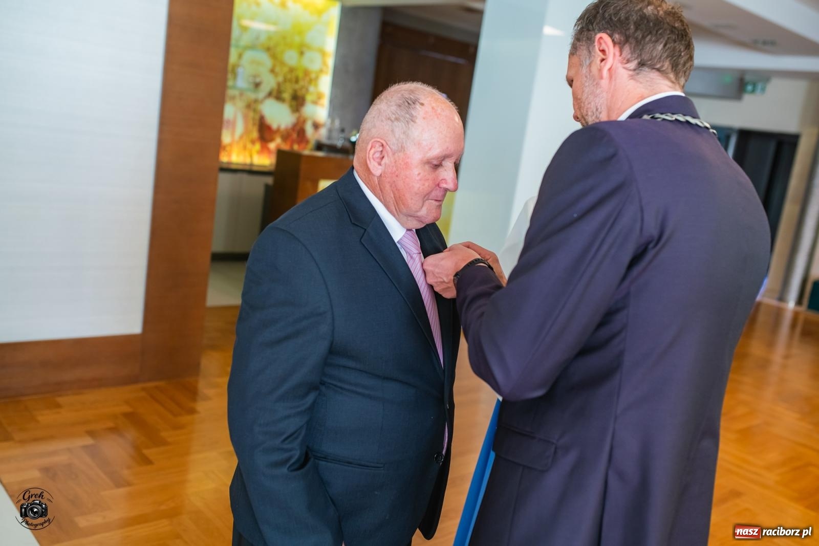 Zdjęcie w galerii na portalu naszraciborz.pl: Zakochać się, to nie sztuka. Sztuką jest wytrwać w tej miłości. Jubileusze małżeńskie w Krzanowicach [FOTO] wiadomości z regionu