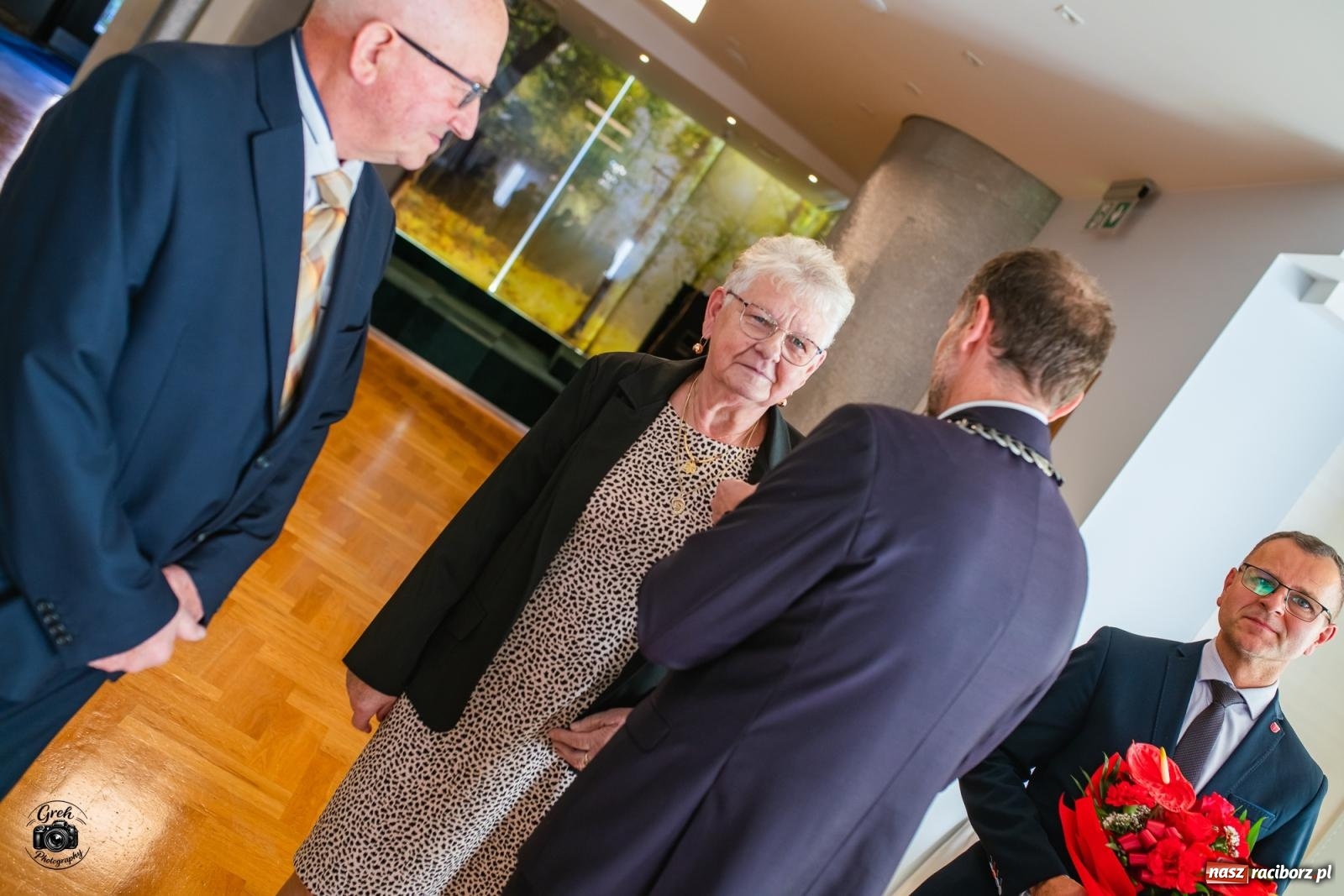 Zdjęcie w galerii na portalu naszraciborz.pl: Zakochać się, to nie sztuka. Sztuką jest wytrwać w tej miłości. Jubileusze małżeńskie w Krzanowicach [FOTO] wiadomości z regionu