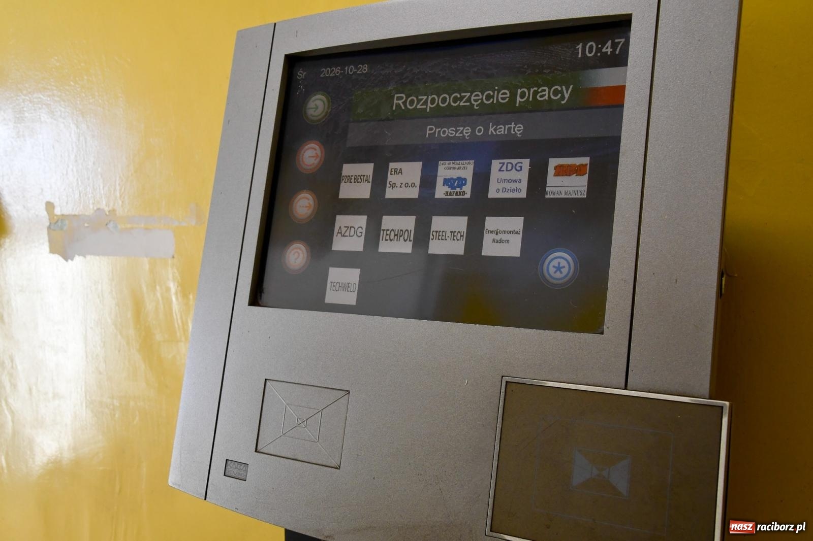 Zdjęcie w galerii na portalu naszraciborz.pl: Rafako to wielkie zobowiązanie Donalda Tuska. Minister finansów w Raciborzu, Jelcz i Rosomak ze wsparciem KSSE wiadomości z regionu