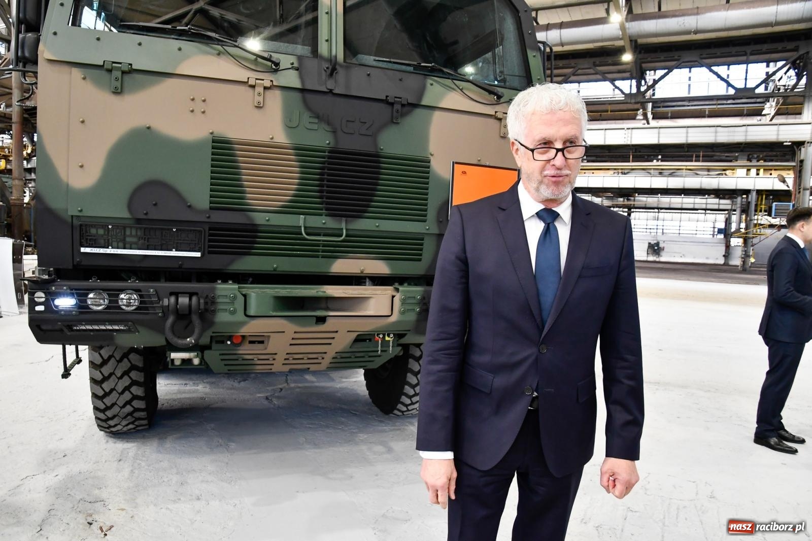 Zdjęcie w galerii na portalu naszraciborz.pl: Rafako to wielkie zobowiązanie Donalda Tuska. Minister finansów w Raciborzu, Jelcz i Rosomak ze wsparciem KSSE wiadomości z regionu