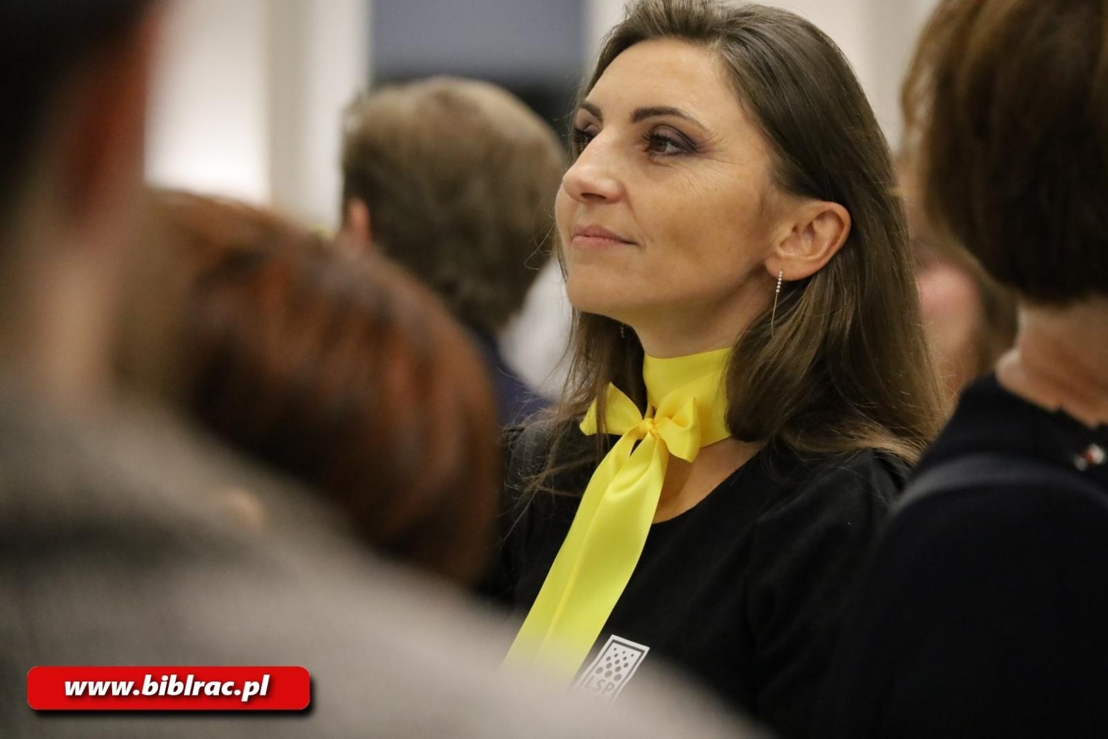 Zdjęcie w galerii na portalu naszraciborz.pl: Ślady pamięci - wernisaż wystawy fotografii w bibliotecznej Galerii Gawra wiadomości z regionu