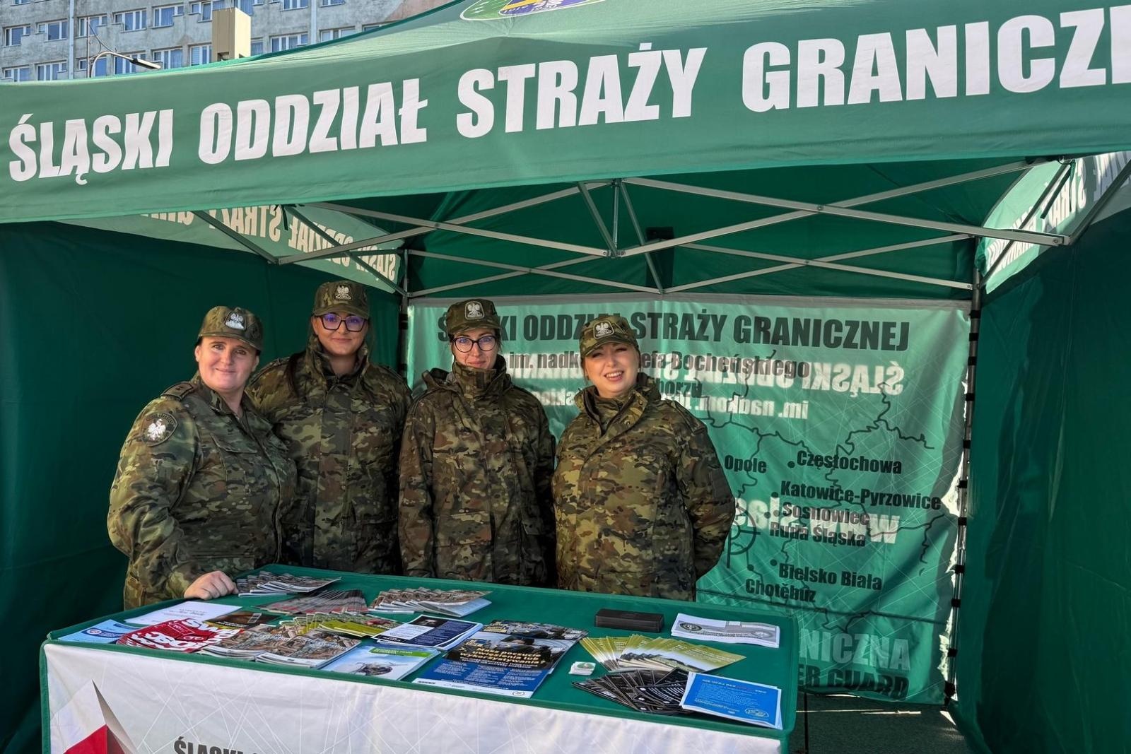 Zdjęcie w galerii na portalu naszraciborz.pl: EscapeTruck w Śląskim Oddziale Straży Granicznej wiadomości z regionu