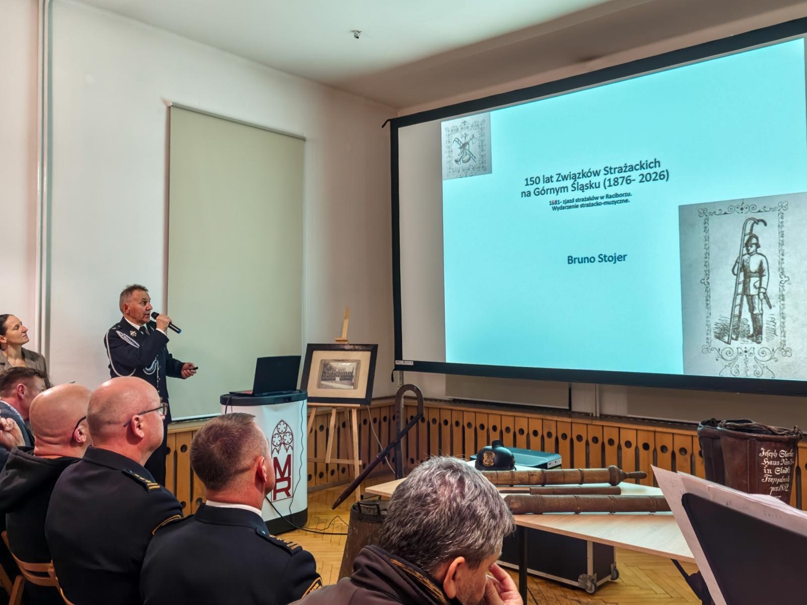 Zdjęcie w galerii na portalu naszraciborz.pl: Strażackie święto sprzed 145 lat tematem spotkania w raciborskim Muzeum wiadomości z regionu