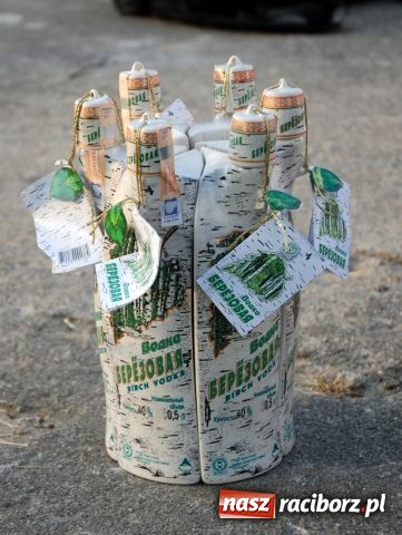 Zdjęcie w galerii na portalu naszraciborz.pl: Zatrzymano nielegalne papierosy i alkohol wiadomości z regionu