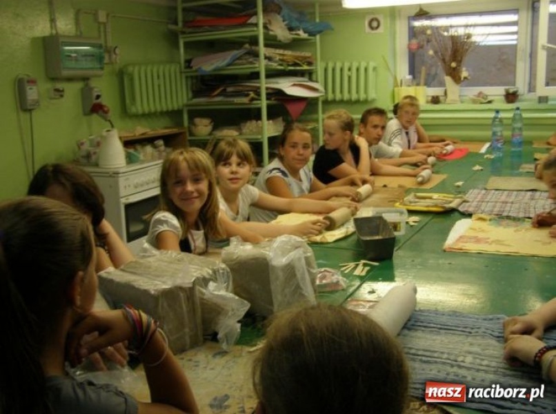 Zdjęcie w galerii na portalu naszraciborz.pl: Biwak dla młodzieży wiadomości z regionu