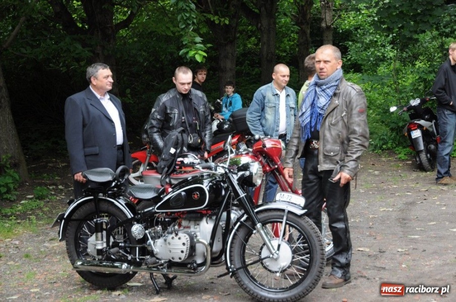 Zdjęcie w galerii na portalu naszraciborz.pl: Ruszył III Skuterowy Zawrót Głowy wiadomości z regionu