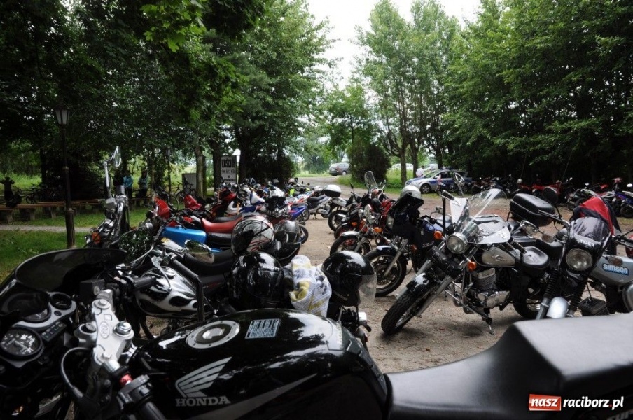 Zdjęcie w galerii na portalu naszraciborz.pl: Ruszył III Skuterowy Zawrót Głowy wiadomości z regionu