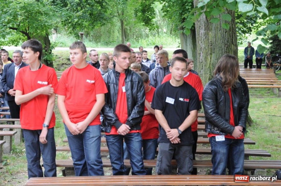 Zdjęcie w galerii na portalu naszraciborz.pl: Ruszył III Skuterowy Zawrót Głowy wiadomości z regionu