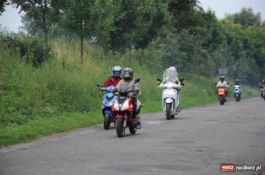 Zdjęcie w galerii na portalu naszraciborz.pl: Ruszył III Skuterowy Zawrót Głowy wiadomości z regionu