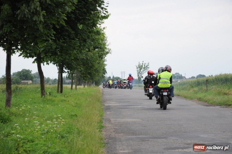 Zdjęcie w galerii na portalu naszraciborz.pl: Ruszył III Skuterowy Zawrót Głowy wiadomości z regionu