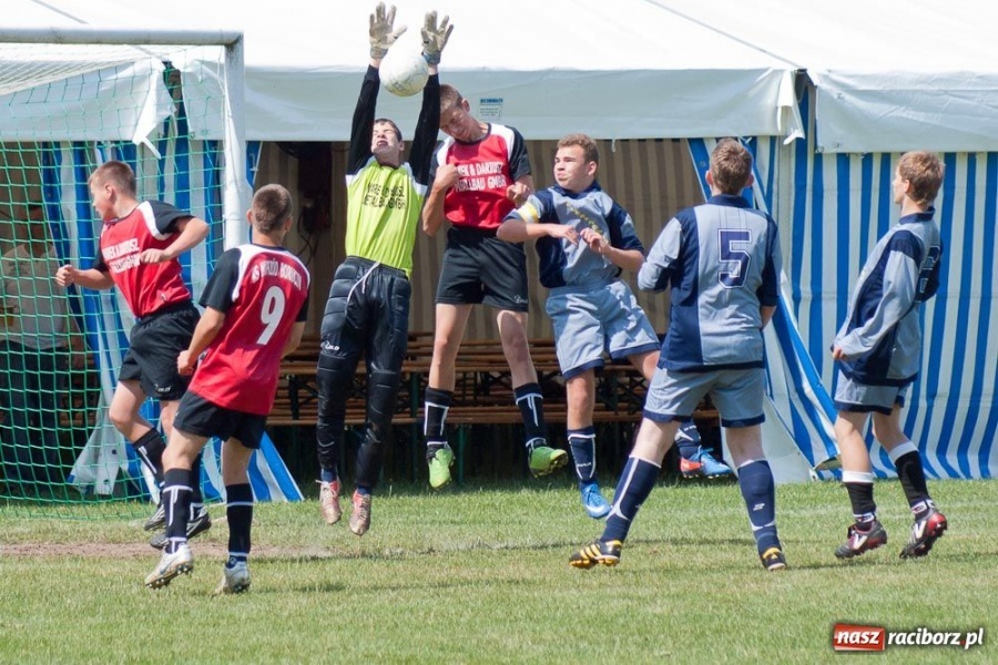 Zdjęcie w galerii na portalu naszraciborz.pl: Urodzinowe turnieje w Pietraszynie wiadomości z regionu