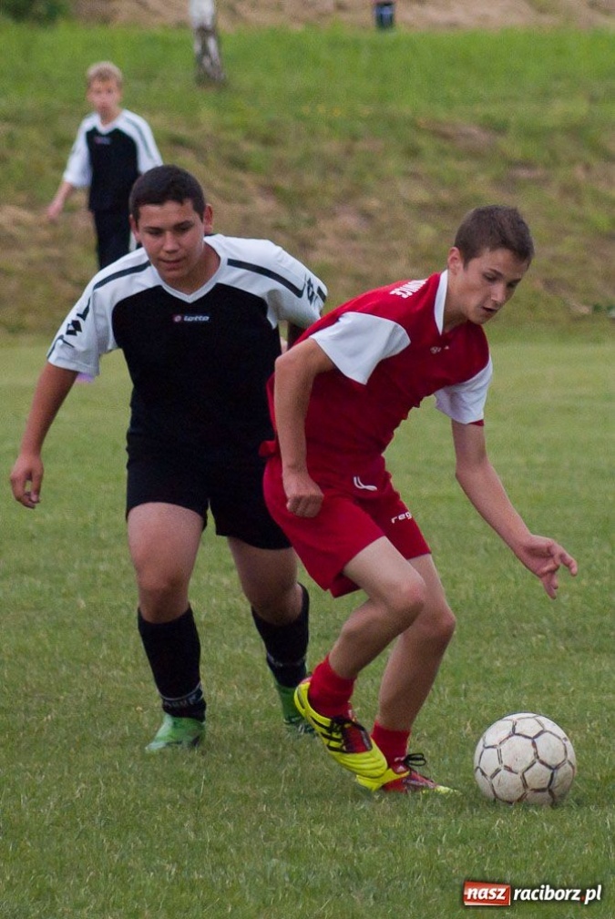 Zdjęcie w galerii na portalu naszraciborz.pl: Urodzinowe turnieje w Pietraszynie wiadomości z regionu