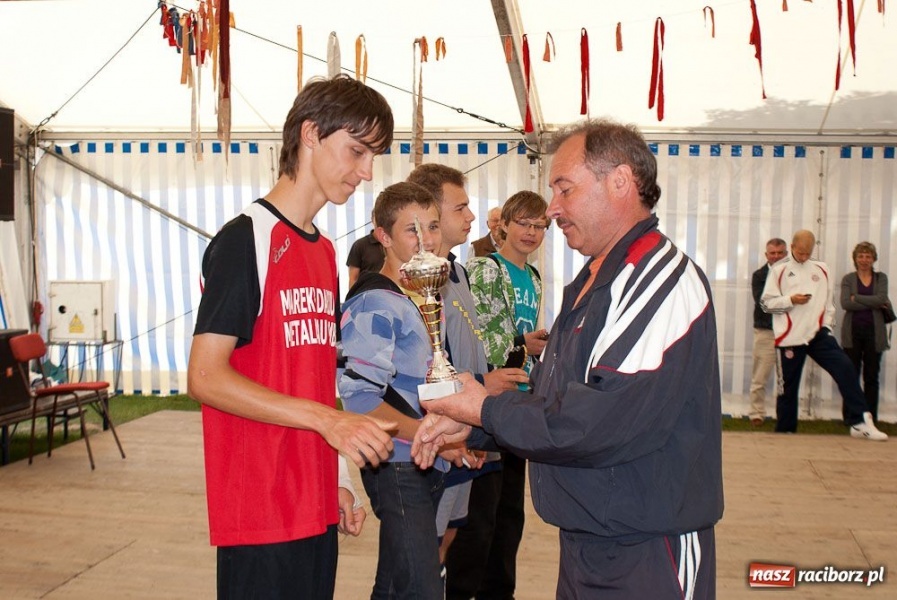 Zdjęcie w galerii na portalu naszraciborz.pl: Urodzinowe turnieje w Pietraszynie wiadomości z regionu