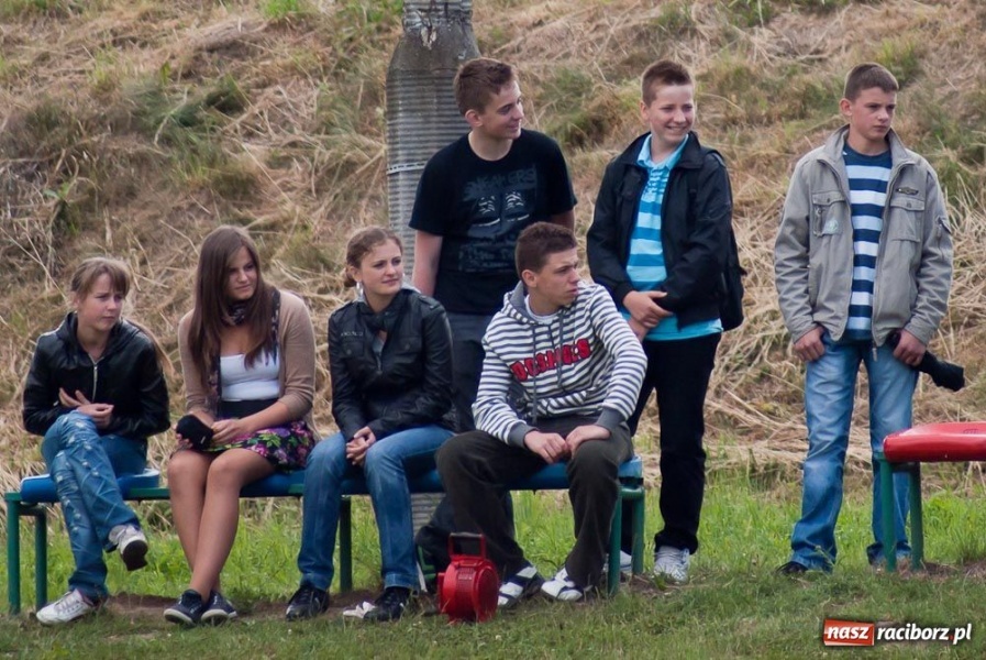 Zdjęcie w galerii na portalu naszraciborz.pl: Urodzinowe turnieje w Pietraszynie wiadomości z regionu