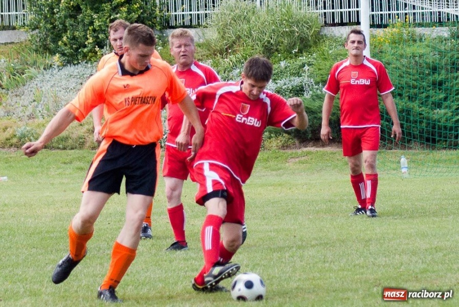 Zdjęcie w galerii na portalu naszraciborz.pl: Urodzinowe turnieje w Pietraszynie wiadomości z regionu