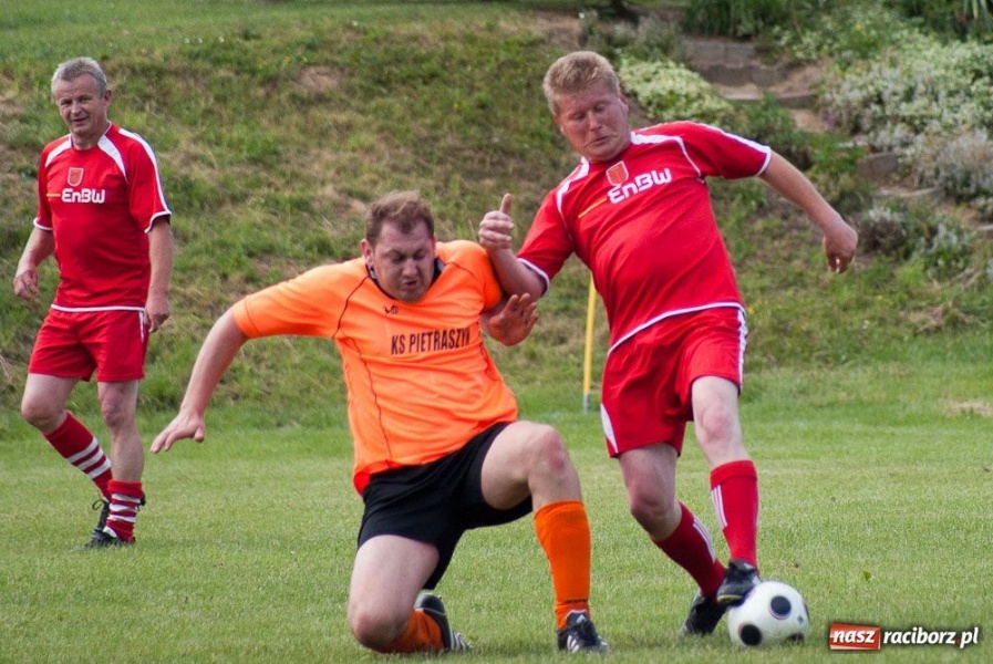 Zdjęcie w galerii na portalu naszraciborz.pl: Urodzinowe turnieje w Pietraszynie wiadomości z regionu