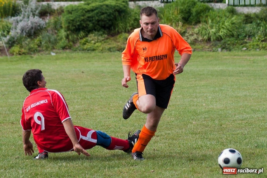 Zdjęcie w galerii na portalu naszraciborz.pl: Urodzinowe turnieje w Pietraszynie wiadomości z regionu