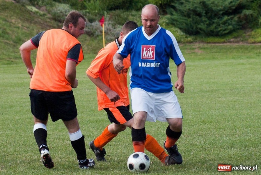 Zdjęcie w galerii na portalu naszraciborz.pl: Urodzinowe turnieje w Pietraszynie wiadomości z regionu