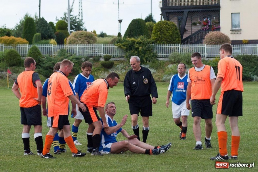 Zdjęcie w galerii na portalu naszraciborz.pl: Urodzinowe turnieje w Pietraszynie wiadomości z regionu