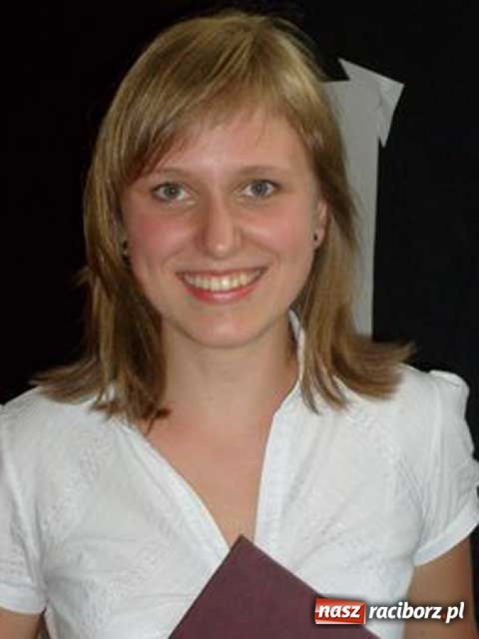 Zdjęcie w galerii na portalu naszraciborz.pl: Gimnazjalistki roku wiadomości z regionu