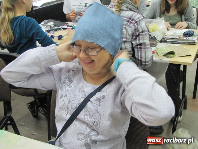 Zdjęcie w galerii na portalu naszraciborz.pl: Zrób sobie biżuterię wiadomości z regionu