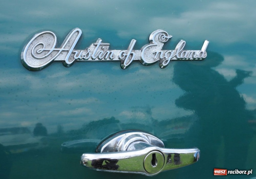 Zdjęcie w galerii na portalu naszraciborz.pl: Automobiliści zjeżdżają do Zabełkowa wiadomości z regionu