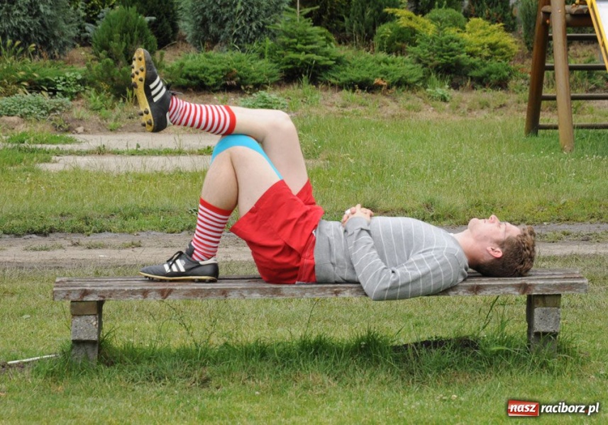 Zdjęcie w galerii na portalu naszraciborz.pl: W Cyprzanowie grali w schlagballa wiadomości z regionu