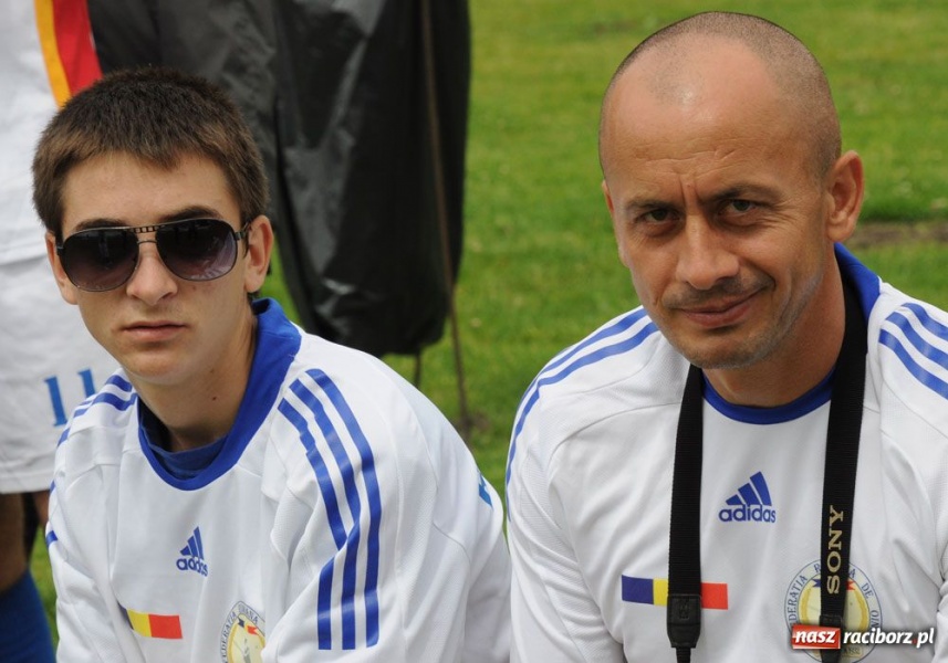 Zdjęcie w galerii na portalu naszraciborz.pl: W Cyprzanowie grali w schlagballa wiadomości z regionu