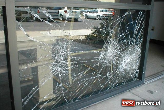 Zdjęcie w galerii na portalu naszraciborz.pl: Nie ściemniaj- przyciemniaj! wiadomości z regionu